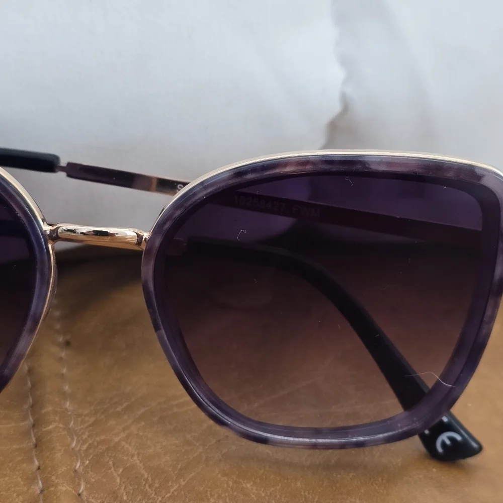 FG & Co Tortoise Frame Sunglasses Gradient Black Lenses